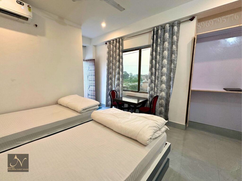 Deluxe twin bed rooms Hotel Nalanda guest house rajgir